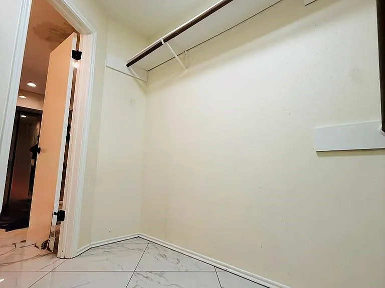 13438 Nevermore Dr — Photo 20