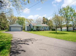 6277 Townline Rd, North Tonawanda, NY 14120