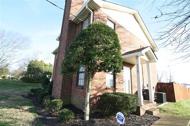 1st image of 2329 Kimberly Dr