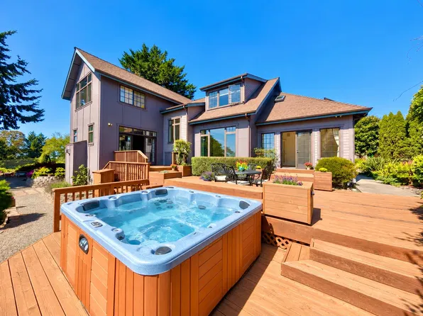 414 Highland Ave, Trinidad, CA 95570