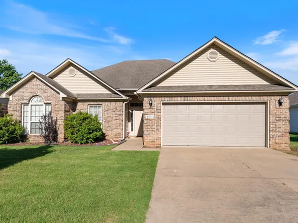 3015 Longmeadow Dr, Bryant, AR 72022