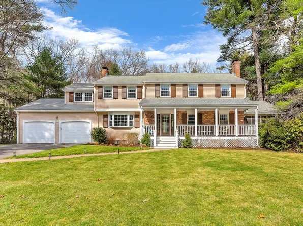 572 Hayward Mill Rd, Concord, MA 01742