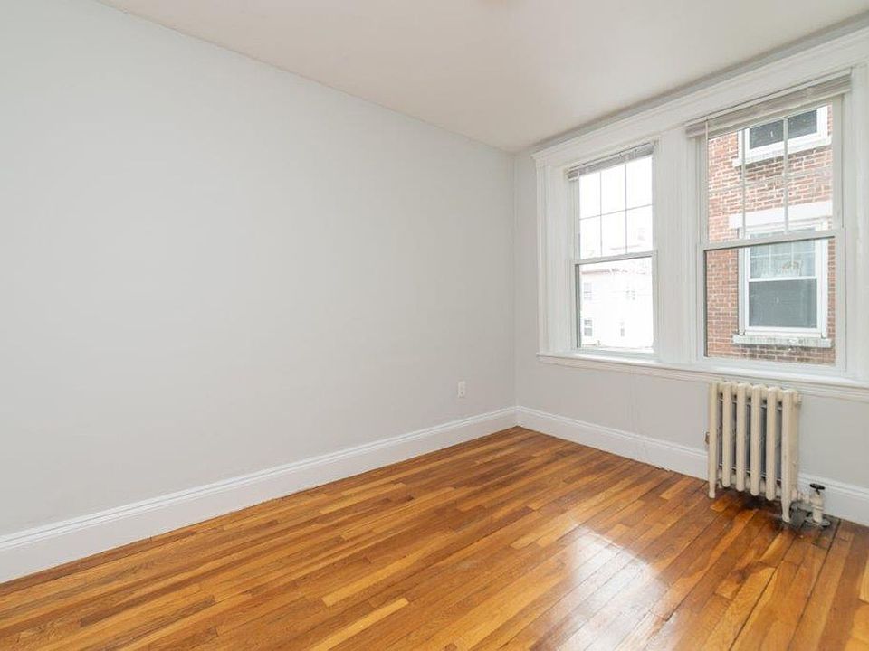 1st image of 288 Chestnut Hill Ave APT 5
