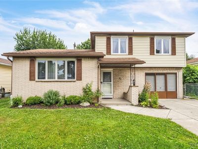 94 N Seine Dr, Cheektowaga, NY, 14227