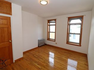 102 Diamond St #4R, Brooklyn, NY 11222