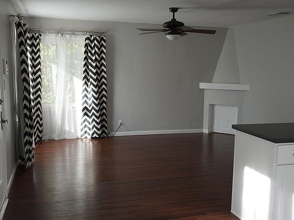 3rd image of 5316 Satsuma Ave