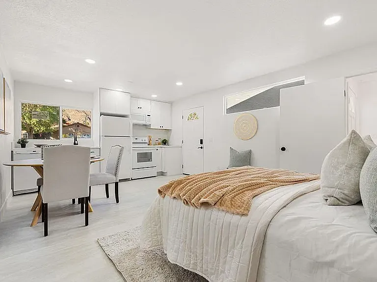 53770 Avenida Obregon #1 — Photo 2