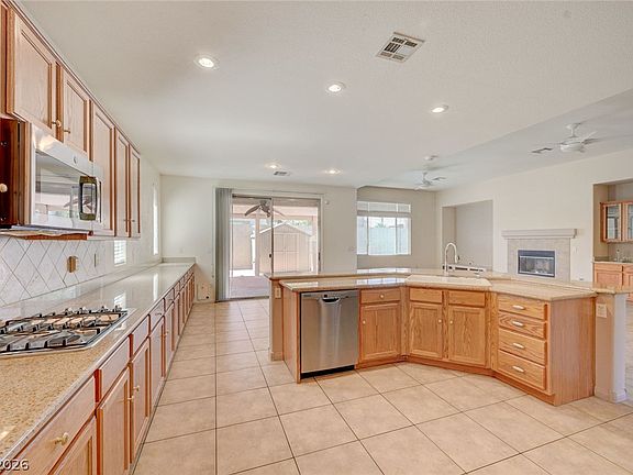 4th image of 849 Ashford Way