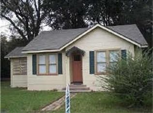 308 N Elm St, Tomball, TX 77375