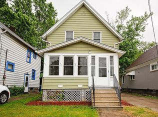 122 E 33rd St, Lorain, OH 44055