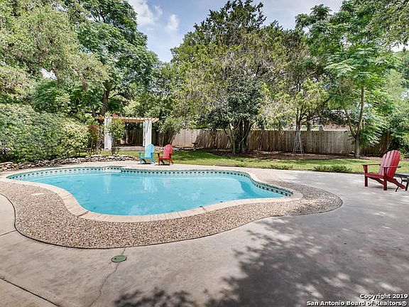 4th image of 9302 Bluebell Dr
