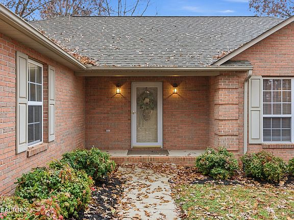 2nd image of 445 Timbercreek Dr