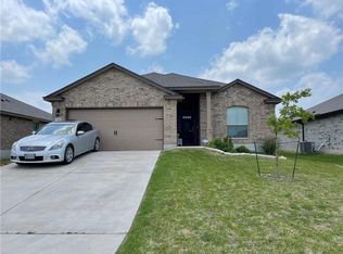 2913 Skinner Dr, Lorena, TX 76655