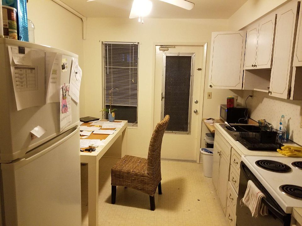 2nd image of 907 Intracoastal Dr APT 1