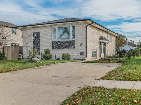 4219 Wehrman Ave, Schiller Park, IL 60176