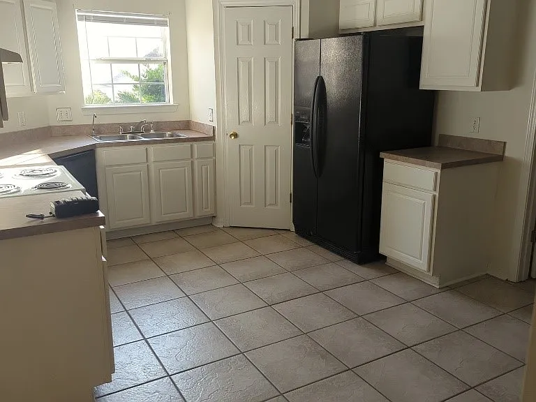 207 Riverchase Blvd — Photo 4