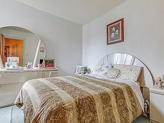 5th image of 3318 Avenue T