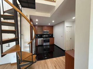 2824 E 27th St #3, Brooklyn, NY 11235