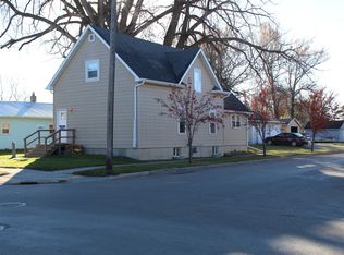 547 2nd St SW, Jamestown, ND 58401