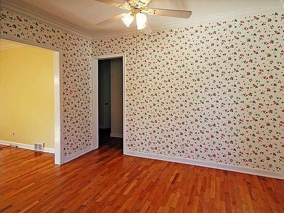 5th image of 2025 Clifton Ave