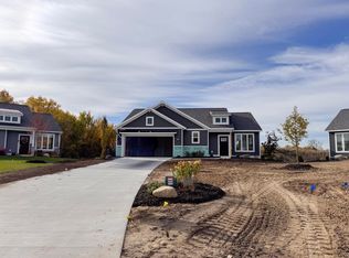 4639 Graystone Rd, Holland, MI 49423