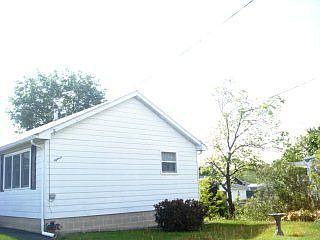 1st image of 18 N Railroad Ave