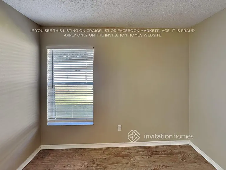 1734 Bridgeview Cir — Photo 10