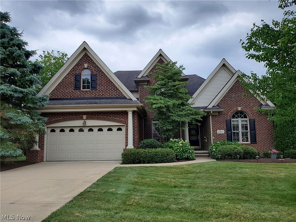 1st image of 341 Founders Cir