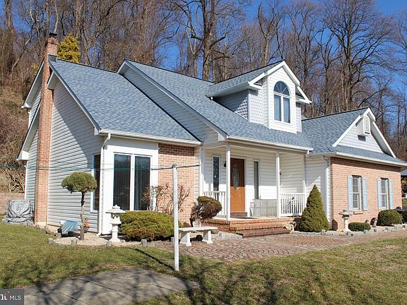 3rd image of 1225 Ironstone Dr