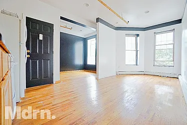 Rented by Mdrn Residential