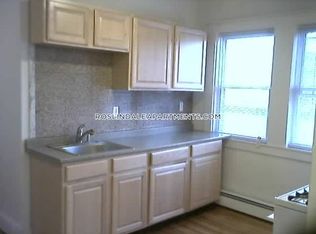 3957 Washington St APT 1L, Boston, MA 02131