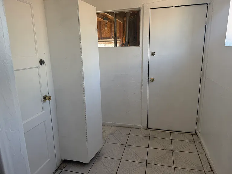 107 Clyde St #107 — Photo 3