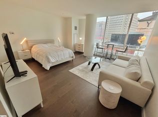 430 Stuart St #1518, Boston, MA 02116