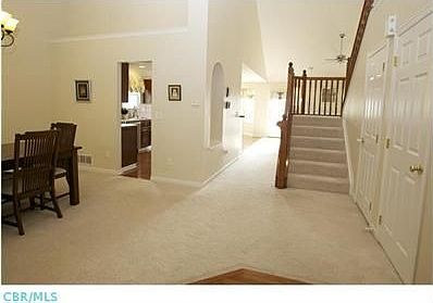 3rd image of 1121 Gwyndale Dr