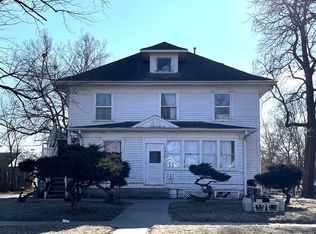 2409 9th St, Columbus, NE 68601