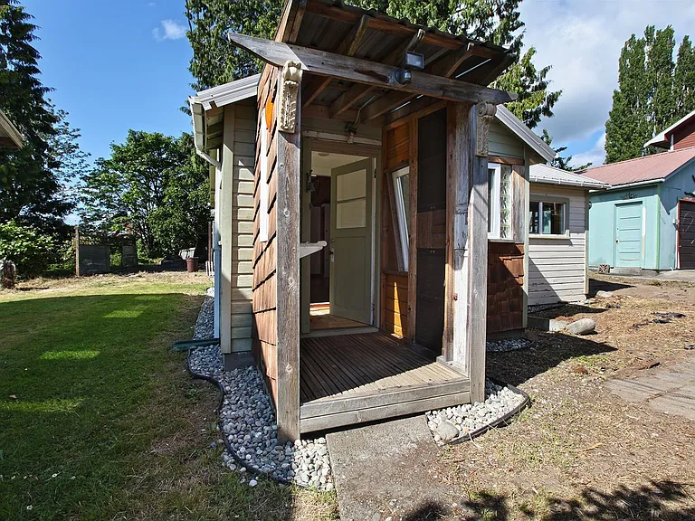 938 Madrona Beach Rd — Photo 19