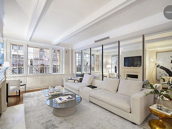 3rd image of 895 Lexington Ave #2C