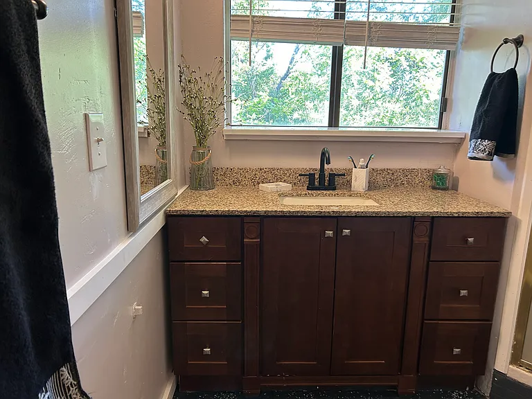 1647 E Stanley Dr — Photo 13