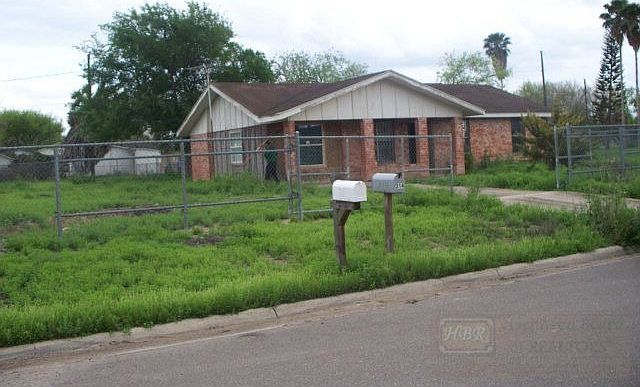 1st image of Cabana Dr