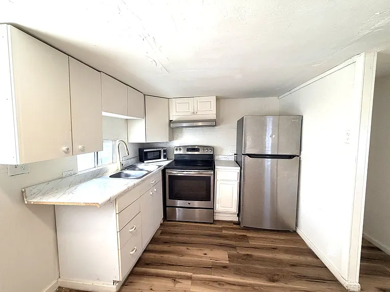 8115 Tolles Dr — Photo 6
