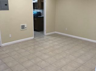 923 Linden Ave APT 5, Long Beach, CA 90813