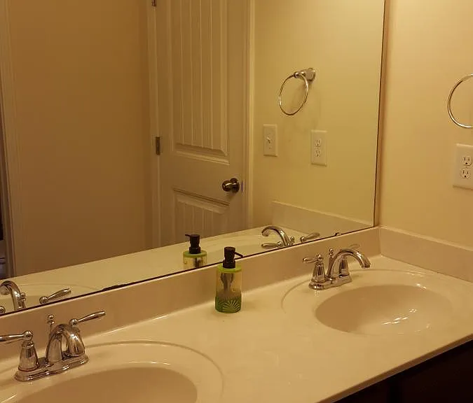 Jack N Jill Bathroom