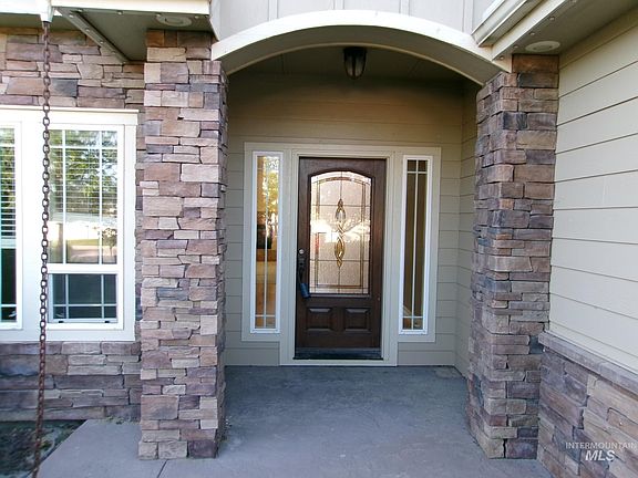 2nd image of 2112 S Miller Way