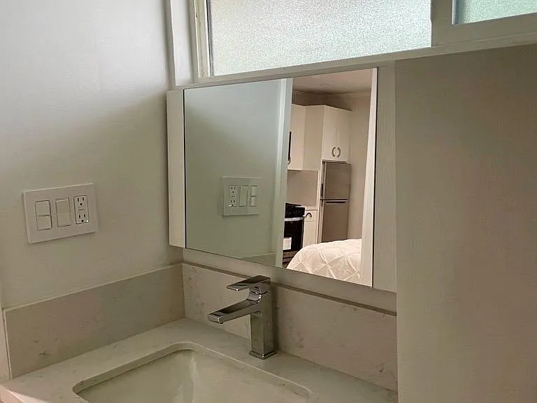 Apartment 18