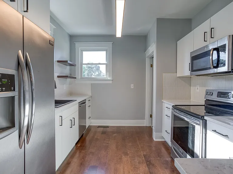 2103 Wrocklage Ave — Photo 15