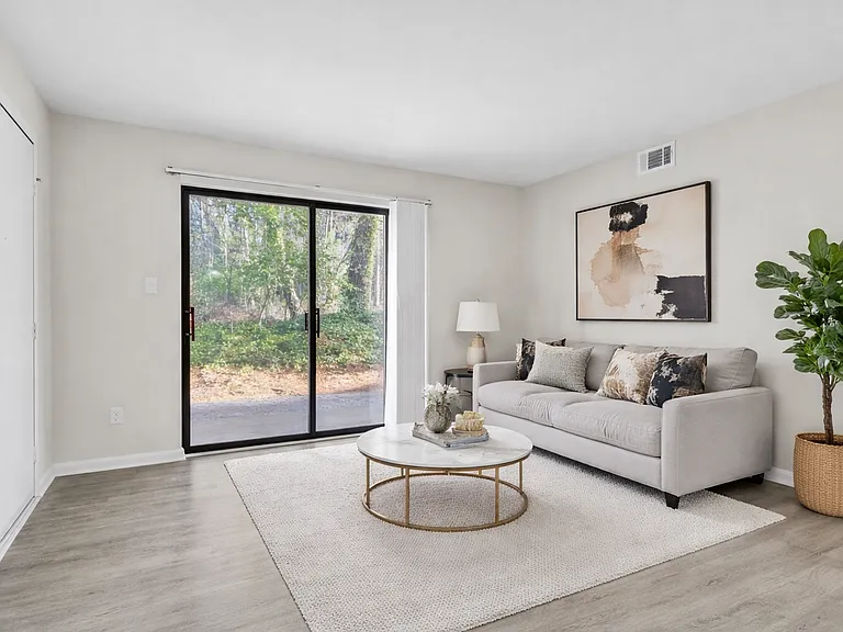Country Creek Apartments — Photo 62