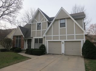 9605 W 123rd St, Overland Park, KS 66213