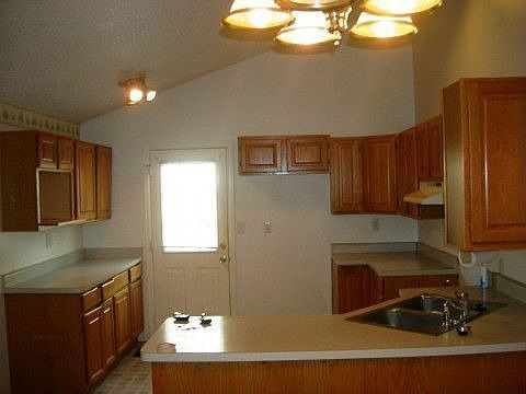 2nd image of 5125 Escapardo Way
