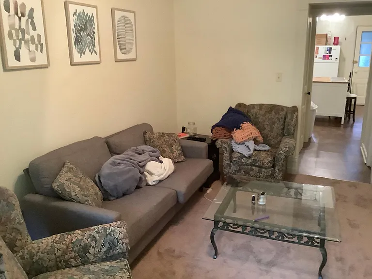1109 W Wellington Ave #1 — Photo 3