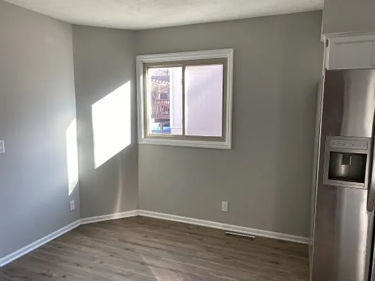 13530 Josephine St — Photo 6